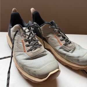Salomon Out Pulse Men's Hiking / Trail Running Shoes - Gray and Black size 12